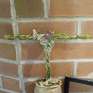 Floral Enamel And Silver ? EARRING STAND HOLDER OLD, LIKE NEW.